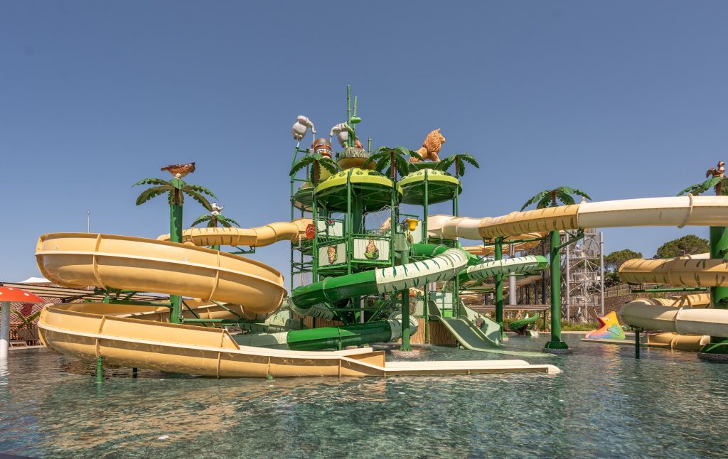 Aquapark kaydırakları